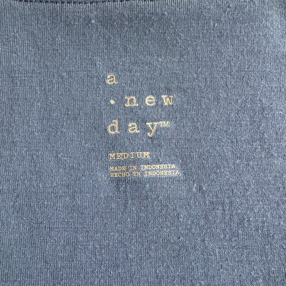 NWOT A New Day Classic V-Neck Sleeveless Top in Navy Formal Casual - Picture 8 of 9